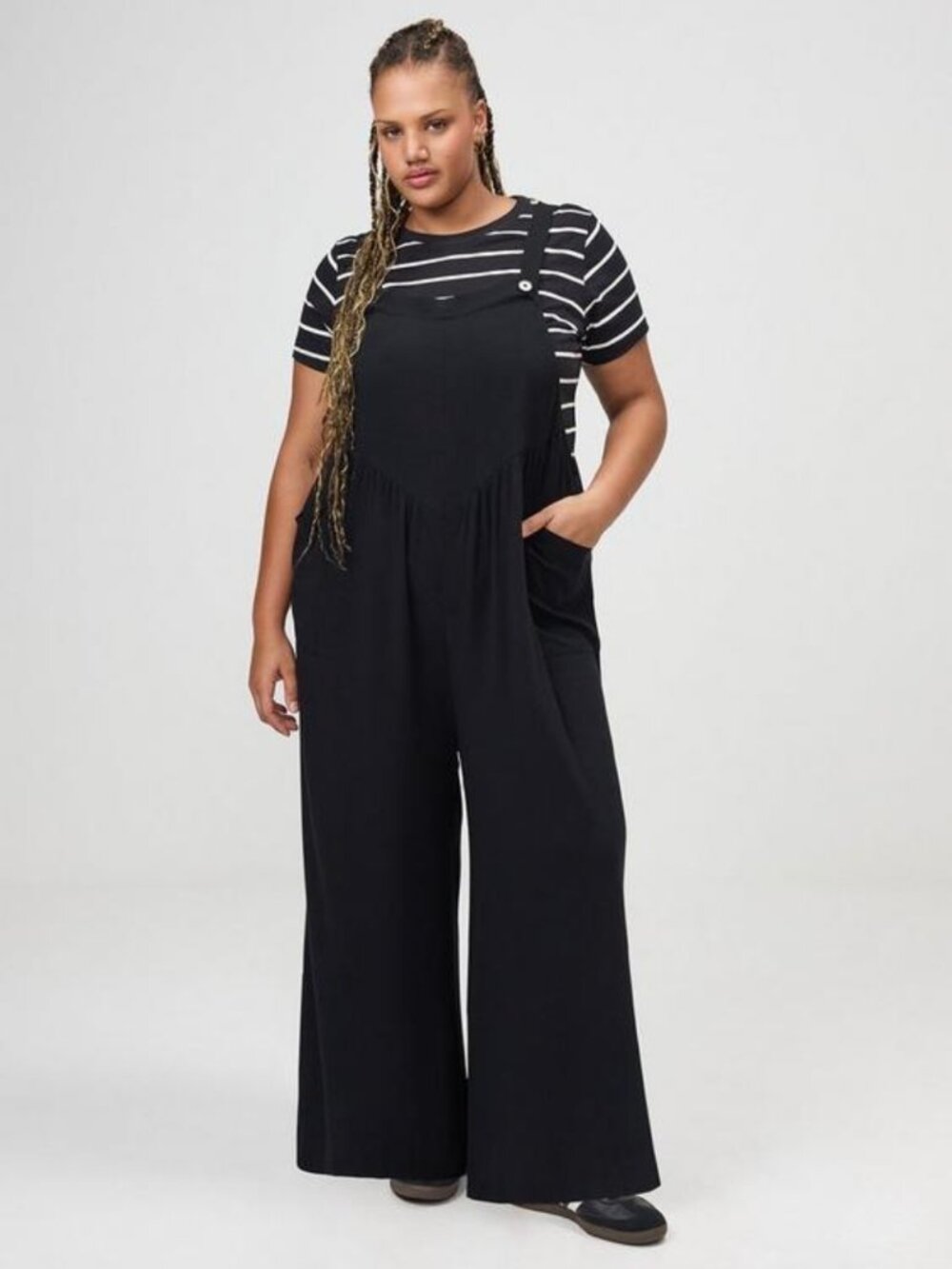 Torrid Black Wide-Leg Gauze Overalls- Size 2